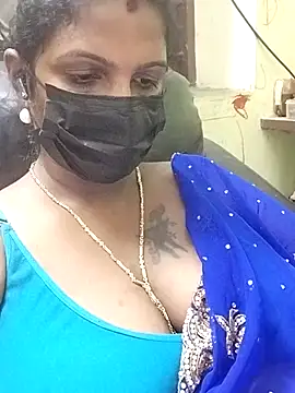 Snapshot of poojaa-rani chatting on 11-05-25, 05:16 poojaa-rani online show from 11-05-25, 05:16