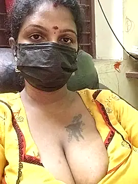 Snapshot of poojaa-rani chatting on 11-23-25, 06:29 poojaa-rani online show from 11-23-25, 06:29