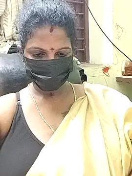 Snapshot of poojaa-rani chatting on 11-04-25, 05:17 poojaa-rani online show from 11-04-25, 05:17