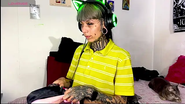 Snapshot of d3m0ny0_0 chatting on 03-28-26, 06:47 d3m0ny0 0 online show from 03-28-26, 06:47