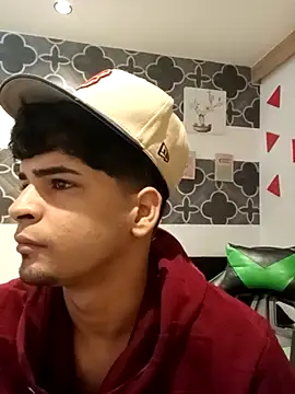 317894 online show from 01-11-26, 05:09