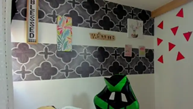 317894 online show from 01-13-26, 07:18