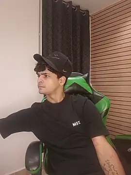 317894 online show from 04-01-26, 06:15