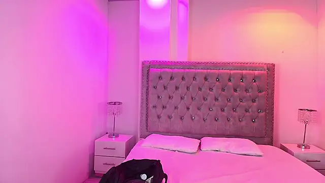 Lia adamsss online show from 12-21-25, 03:52