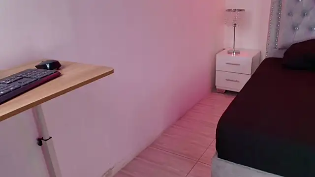Lia adamsss online show from 06-06-26, 03:56