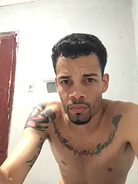 HenriquePhn online show from 07-27-26, 02:40