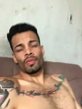 HenriquePhn online show from 06-30-26, 04:40