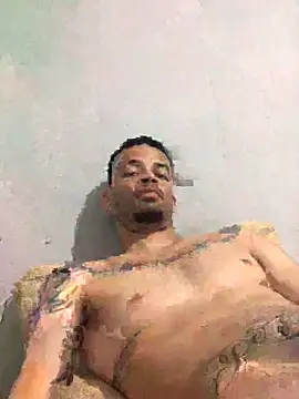 HenriquePhn online show from 02-05-26, 02:40