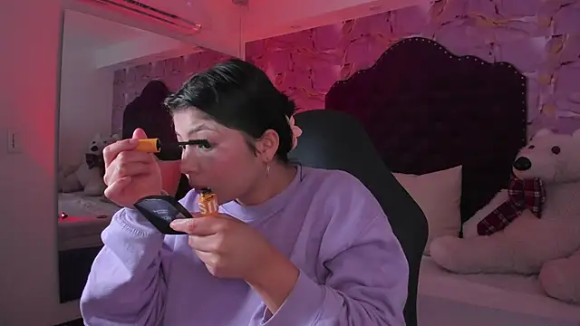 abby roux online show from 11-08-25, 03:54