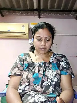 Snapshot of JENNIFERtamil chatting on 03-16-26, 07:34 JENNIFERtamil online show from 03-16-26, 07:34