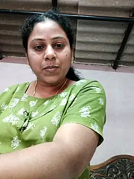 JENNIFERtamil online show from 11-20-25, 07:20