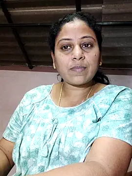 Snapshot of JENNIFERtamil chatting on 03-26-26, 07:39 JENNIFERtamil online show from 03-26-26, 07:39