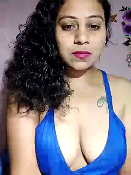 Snapshot of JENNIFERtamil chatting on 03-19-26, 07:47 JENNIFERtamil online show from 03-19-26, 07:47