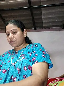 Snapshot of JENNIFERtamil chatting on 04-12-26, 07:44 JENNIFERtamil online show from 04-12-26, 07:44