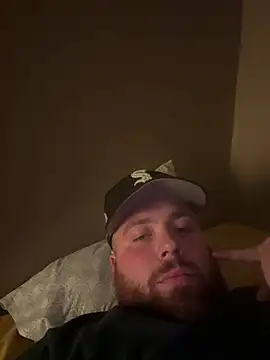 Bear2323 online show from 05-30-26, 07:58