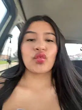 andrea gomes  online show from 03-22-26, 06:09