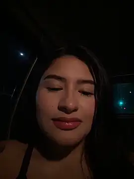 andrea gomes  online show from 03-31-26, 07:54