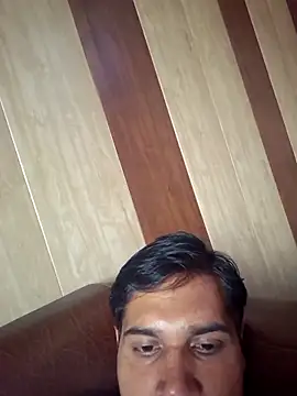 johnny8731 online show from 04-24-26, 06:15