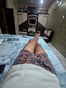 johnny8731 online show from 10-26-25, 02:39