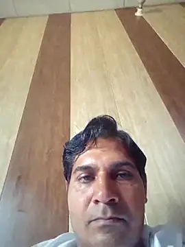Snapshot of johnny8731 chatting on 05-10-26, 06:17 johnny8731 online show from 05-10-26, 06:17