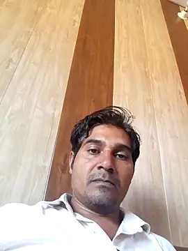 johnny8731 online show from 03-05-26, 06:10