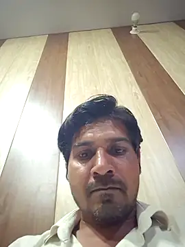 johnny8731 online show from 03-25-26, 01:32