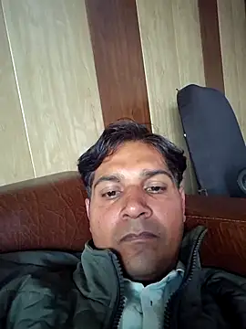 johnny8731 online show from 11-23-25, 08:35