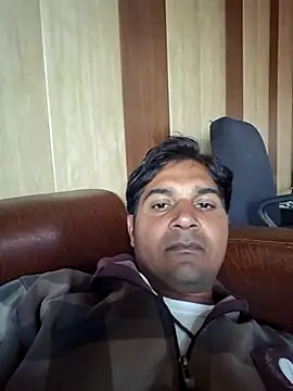 johnny8731 online show from 02-08-26, 09:40