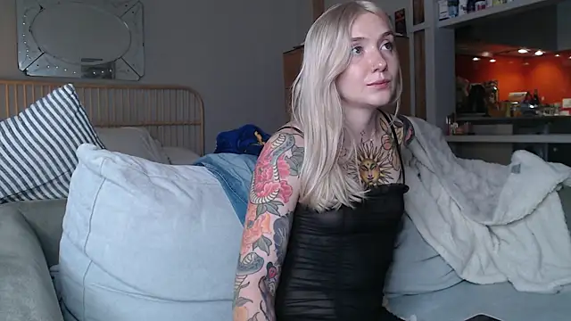 tattoobbgirl online show from 03-19-25, 05:28