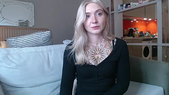 tattoobbgirl online show from 03-18-25, 02:17