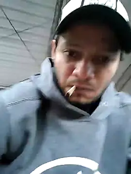 Snapshot of Hotbooy chatting on 11-14-25, 12:09 Hotbooy online show from 11-14-25, 12:09