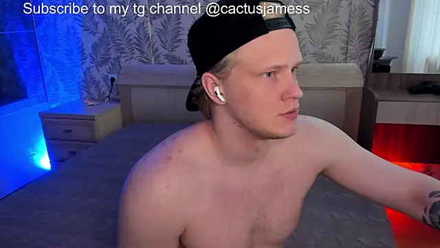 Snapshot of Cactus__James chatting on 05-31-26, 01:11 Cactus James online show from 05-31-26, 01:11