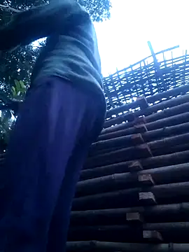 hot integer online show from 10-13-25, 12:29