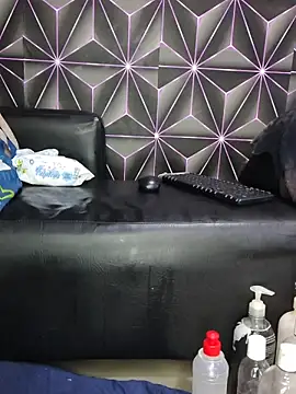 Snapshot of Megann_9 chatting on 03-26-26, 11:08 Megann 9 online show from 03-26-26, 11:08