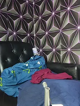 Snapshot of Megann_9 chatting on 03-14-26, 07:47 Megann 9 online show from 03-14-26, 07:47