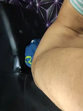 Snapshot of Megann_9 chatting on 03-29-26, 07:54 Megann 9 online show from 03-29-26, 07:54