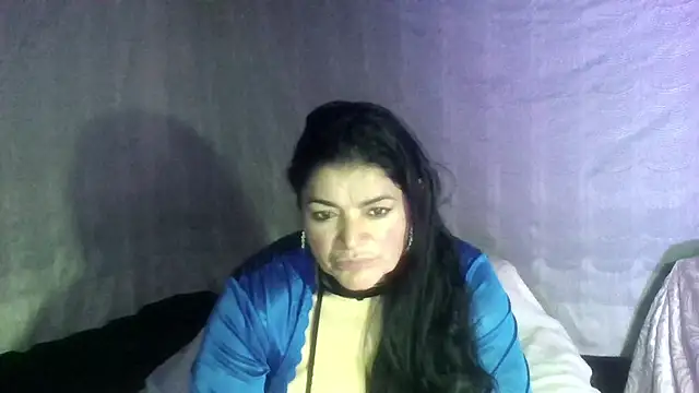 Snapshot of sexy_camy1 chatting on 10-14-25, 02:34 sexy camy1 online show from 10-14-25, 02:34