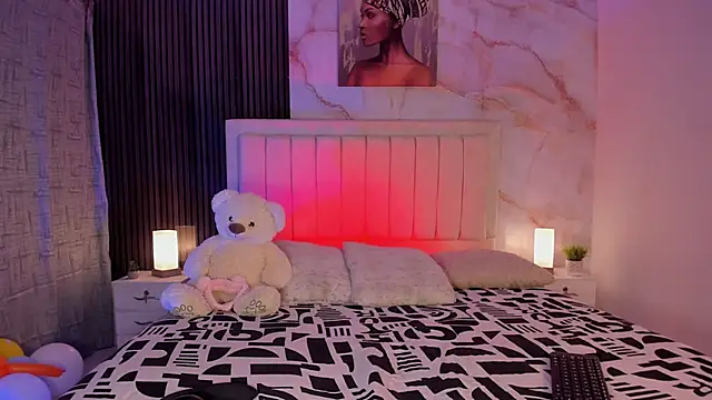 peachandtyron  online show from 09-22-25, 04:07