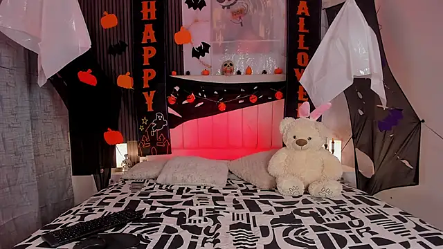 peachandtyron  online show from 10-16-25, 04:32