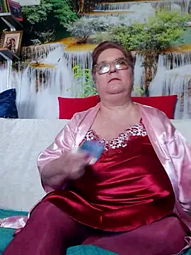 QueenPammy1 online show from 01-11-26, 07:26