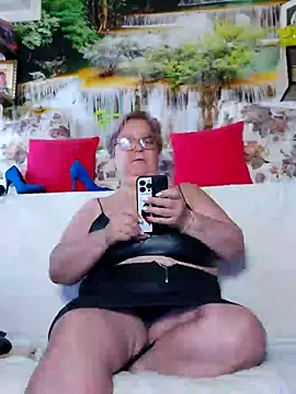 QueenPammy1 online show from 09-22-25, 07:03