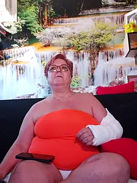 QueenPammy1 online show from 03-10-25, 12:28