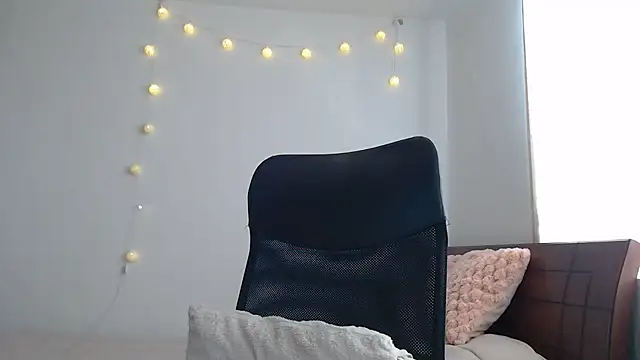 nalafoster online show from 07-18-26, 03:42
