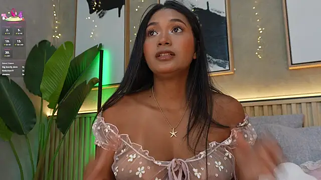 Isa Montiel online show from 04-15-26, 07:58