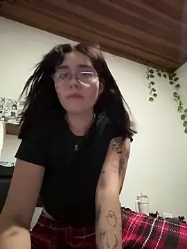 MitsuChan  online show from 12-16-25, 05:22