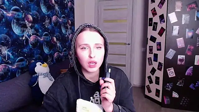 Snapshot of BarbiePieer chatting on 02-09-26, 07:23 BarbiePieer online show from 02-09-26, 07:23