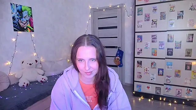 Snapshot of BarbiePieer chatting on 12-15-25, 05:30 BarbiePieer online show from 12-15-25, 05:30