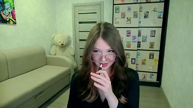 Snapshot of GinnyBlacky chatting on 05-20-26, 06:16 GinnyBlacky online show from 05-20-26, 06:16