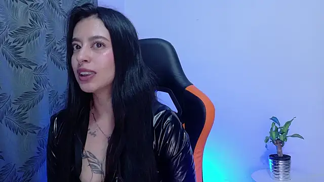 Misscarolsph online show from 07-05-26, 01:10