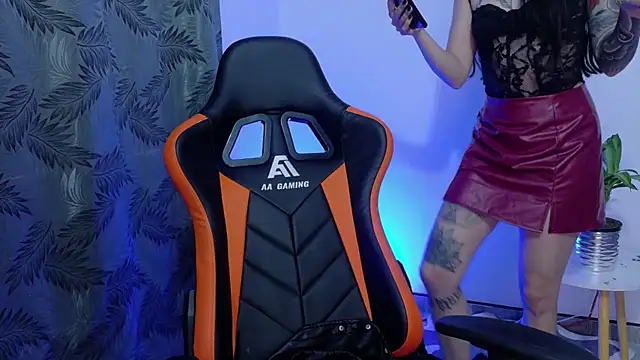 Misscarolsph online show from 07-10-26, 08:42